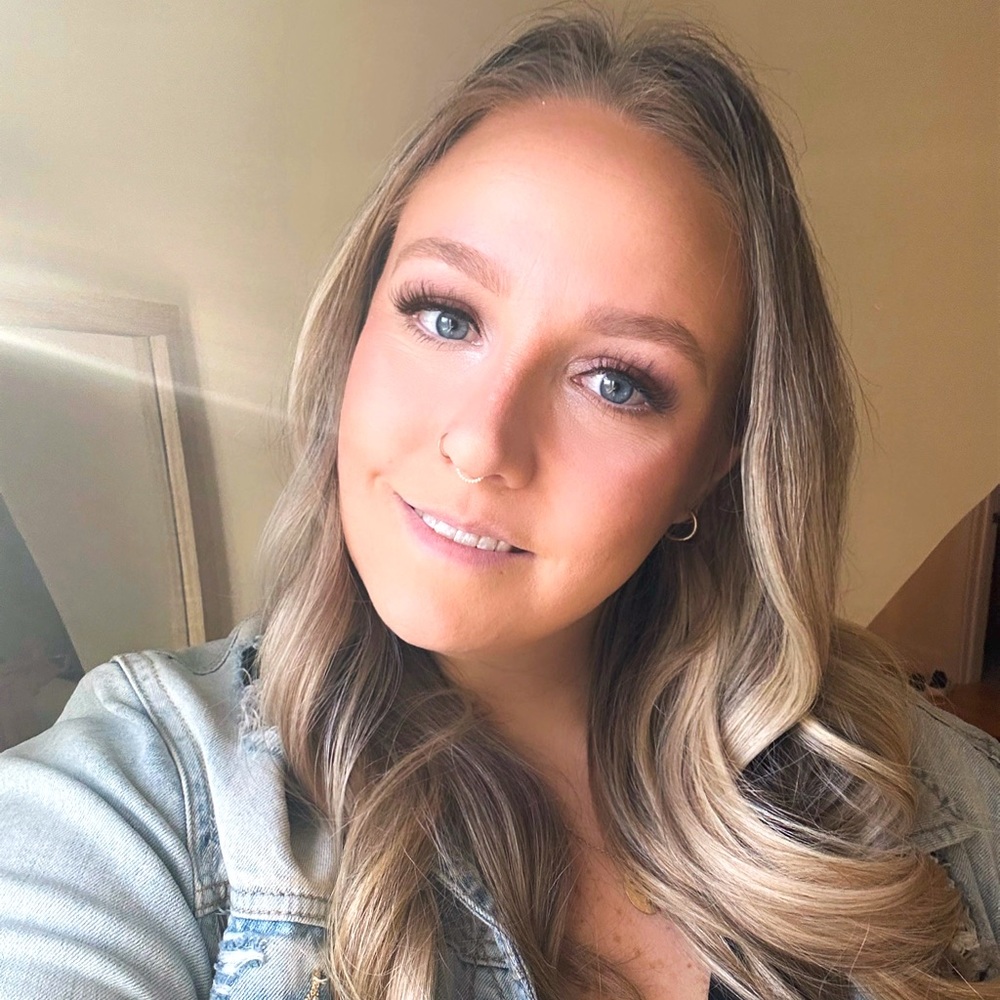 Meet your Posher, Crista
